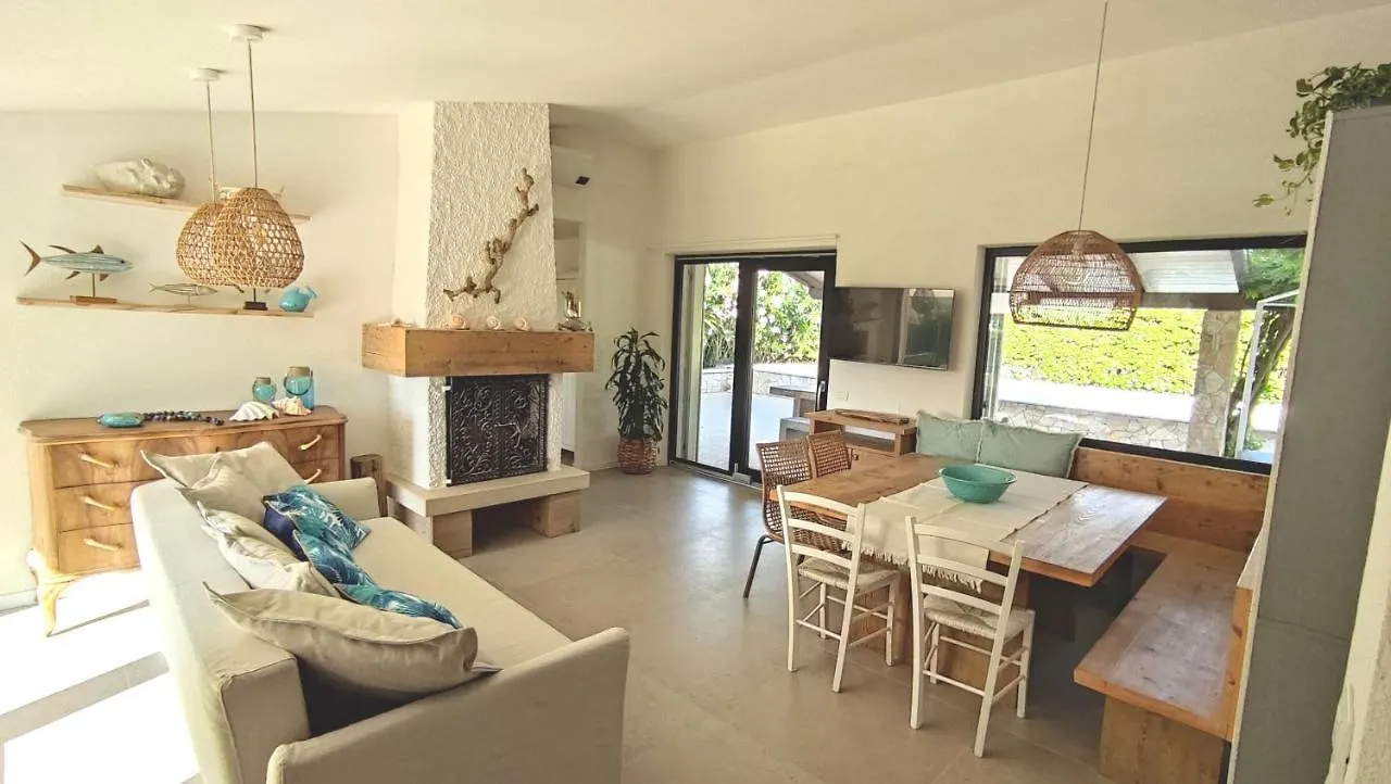 Villa Agave Lazise 0*,  Italy