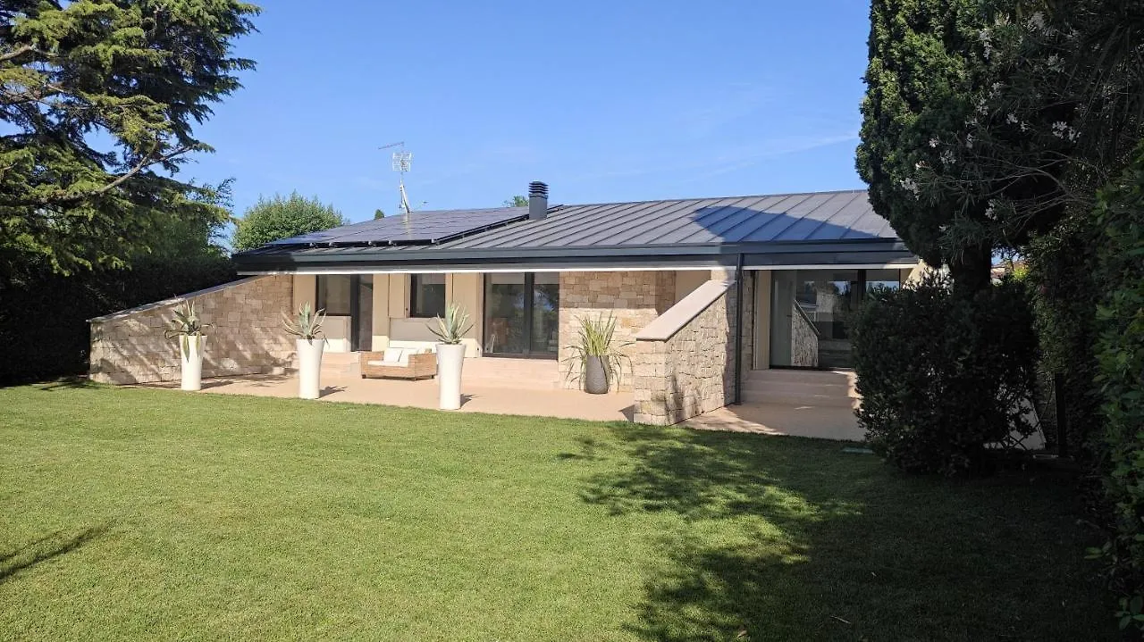 Villa Agave Lazise 0*,  Italy